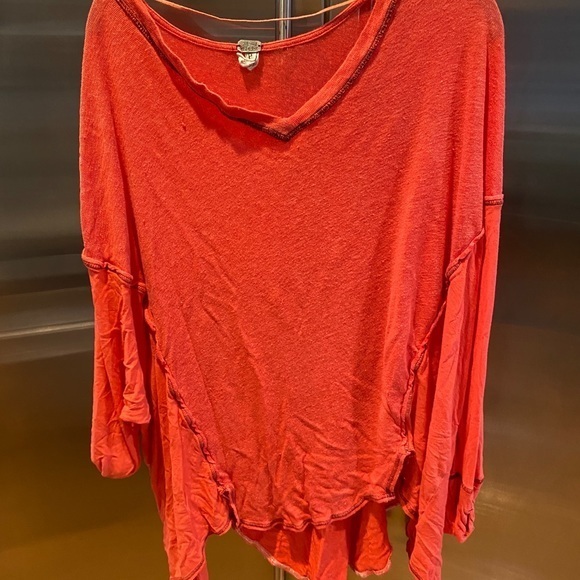 FREE PEOPLE loose fitting top! - Picture 1 of 9